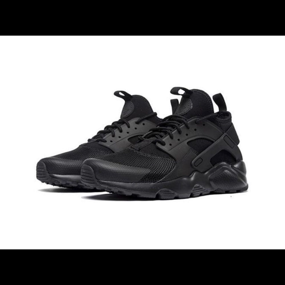 Men’s Nike All Black Huarache Mid Size 13